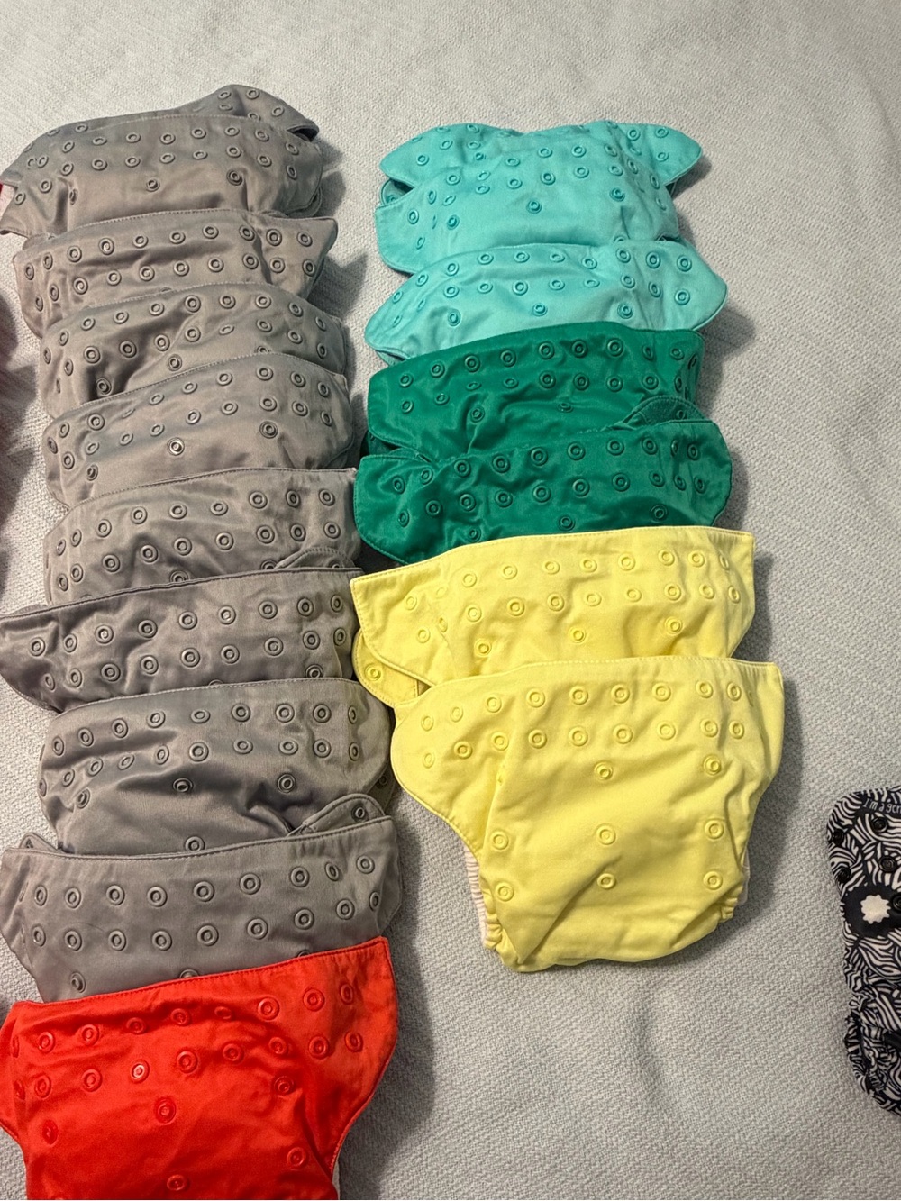 bumGenius Freetime™
2.0 All-In-One One-
Size Cloth
Diaper - Picture 2 of 11